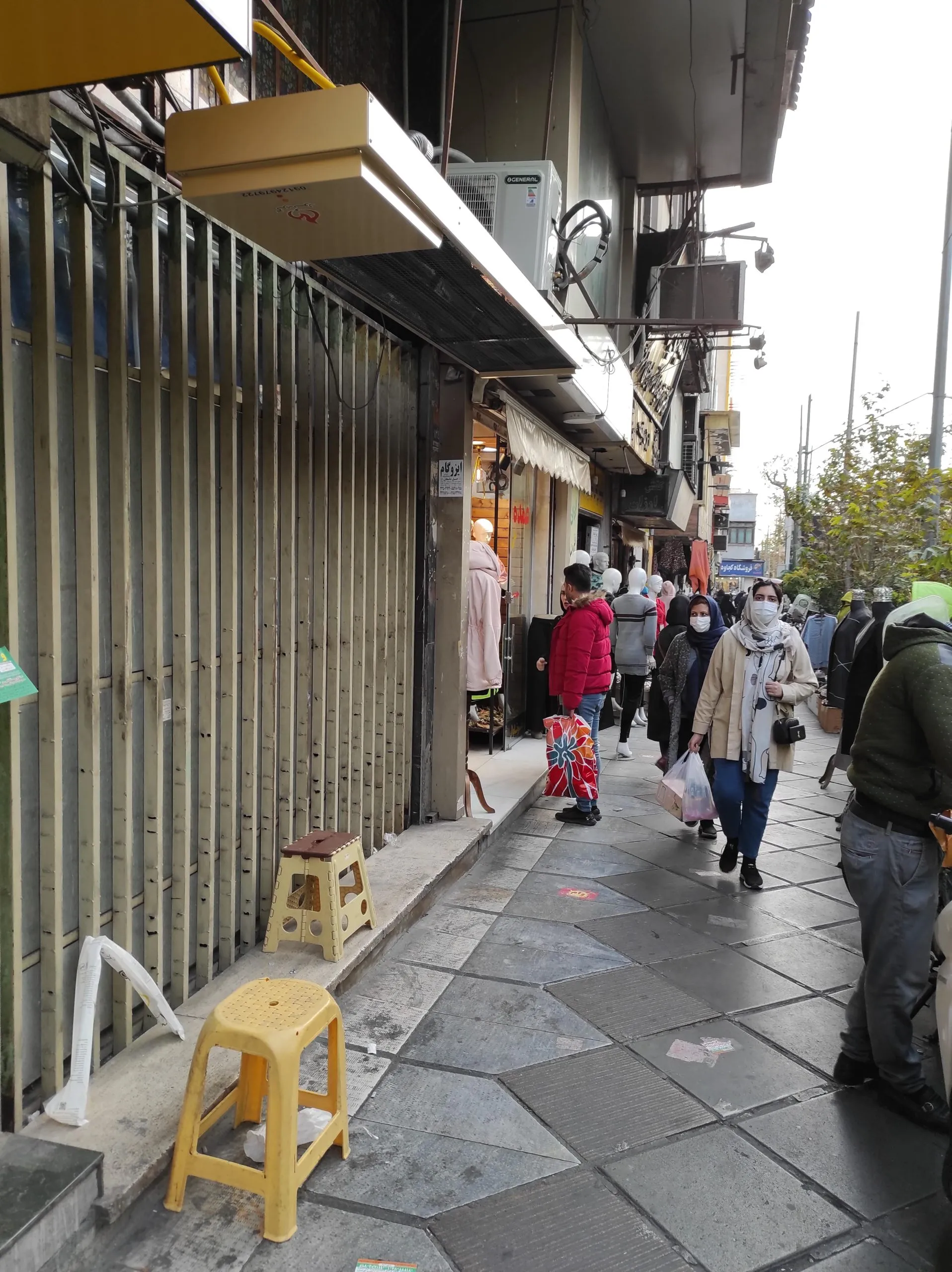 هیتر تابشی سردر فروشگاه