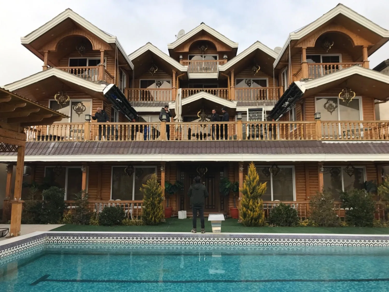 بخاری تابشی تالار کردان