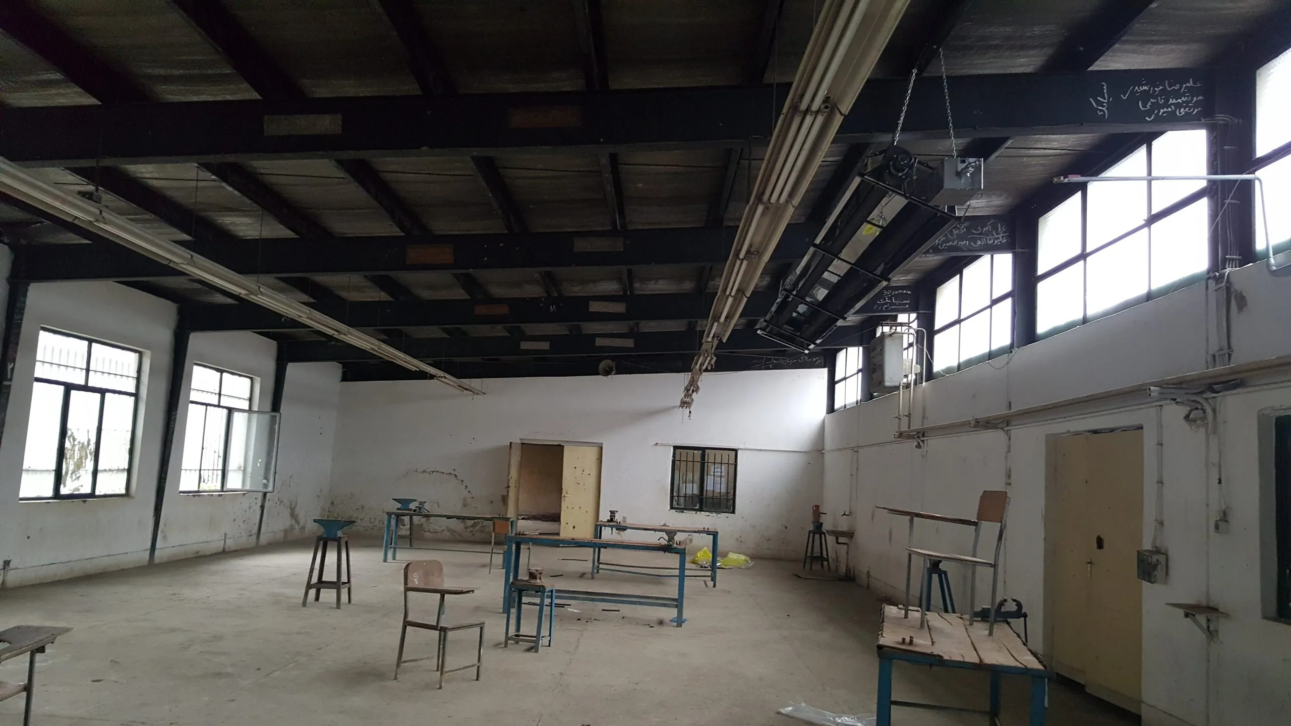 کارگاه هنرستان شهید باهنر زیراب